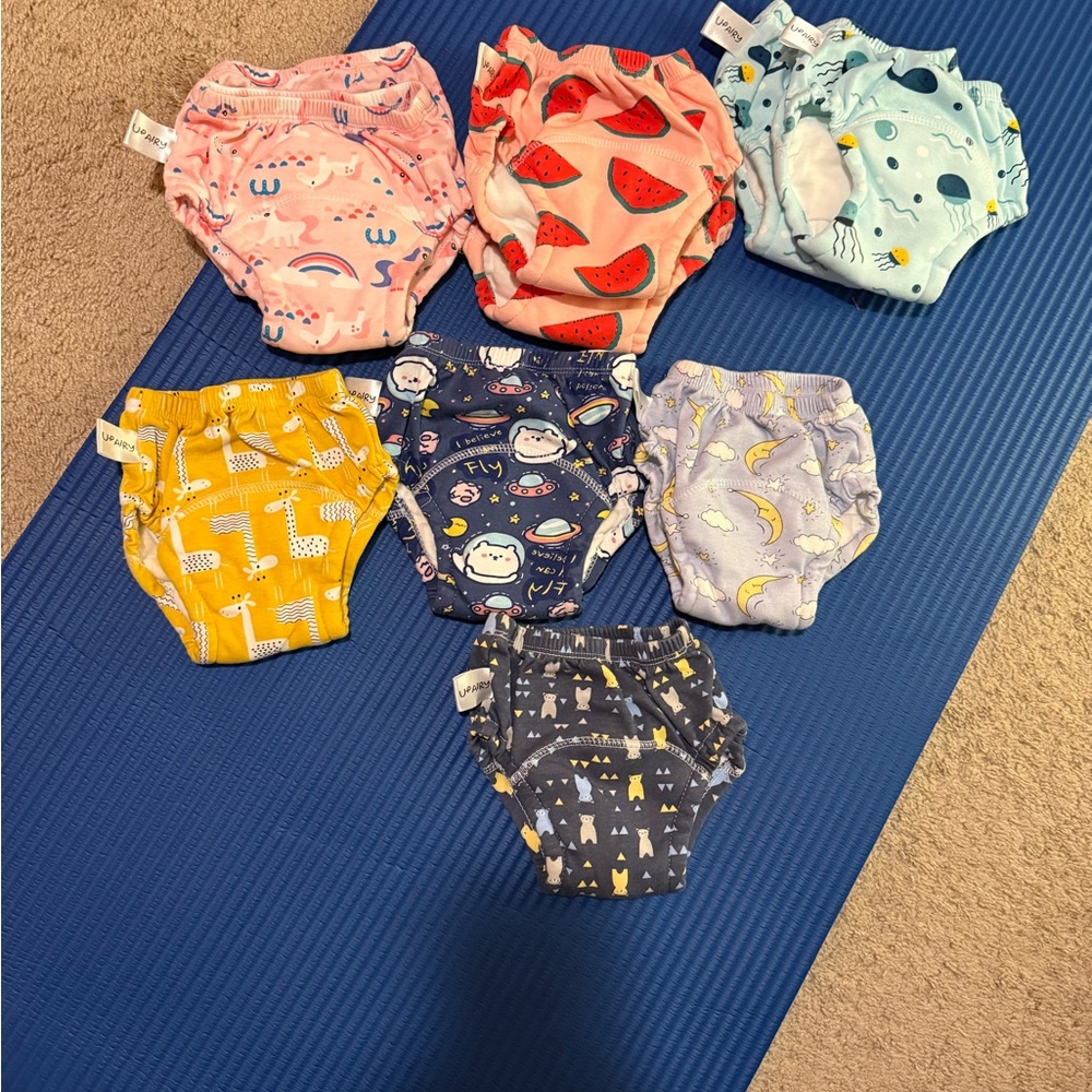 NWOT UPAIRY TRAINING PANTS